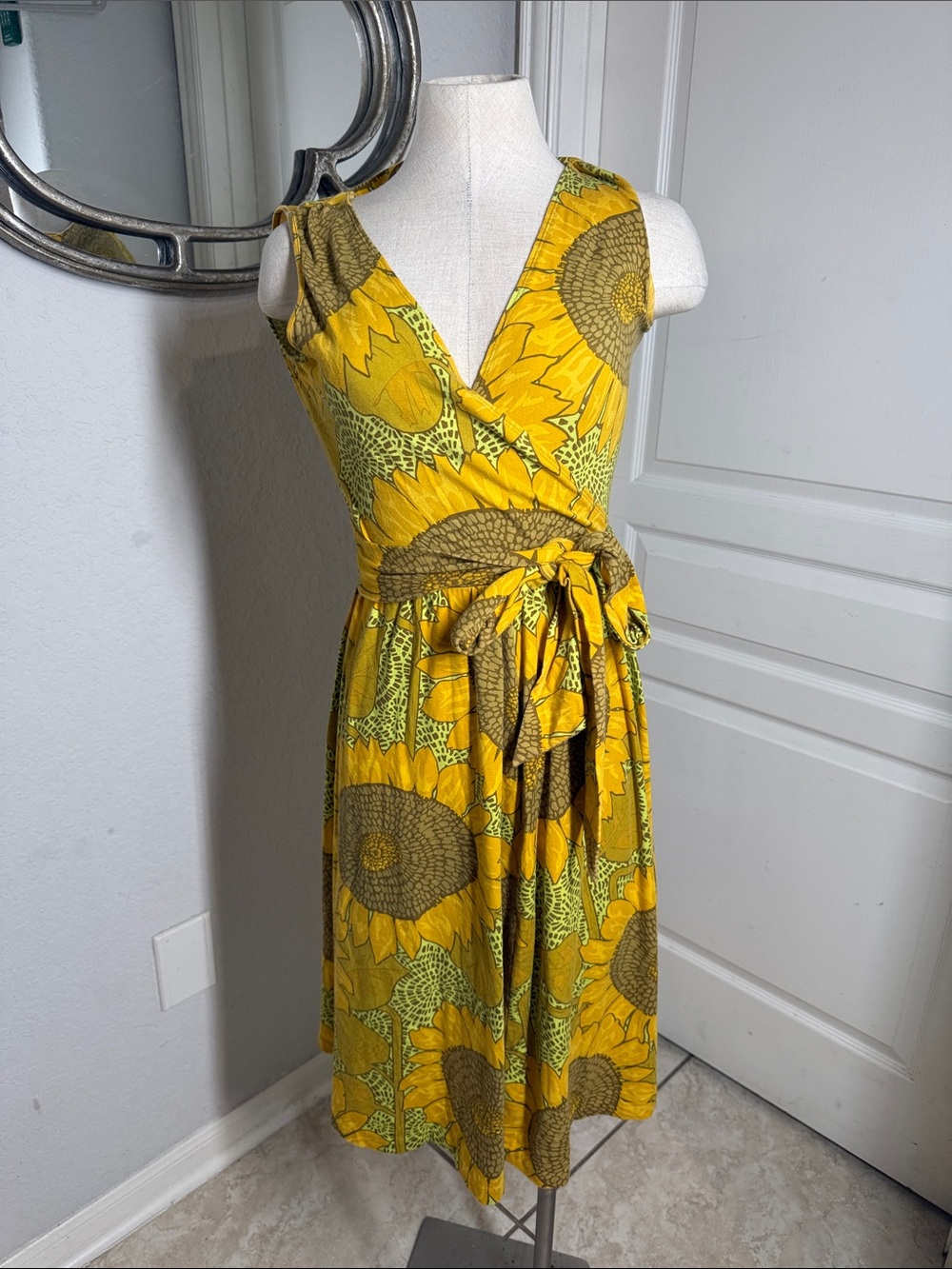 Sundance sun flower dress size 6